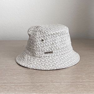 Michael Kors - Logo Print Organic Cotton Bucket Hat